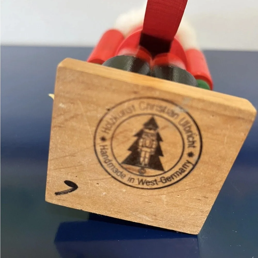 Holzkunst Christian Ulbricht Santa Nutcracker Bell Hangtag West Germany Vintage
